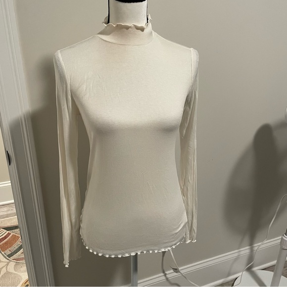 Elegant Cream Long Sleeve Top - Picture 1 of 8